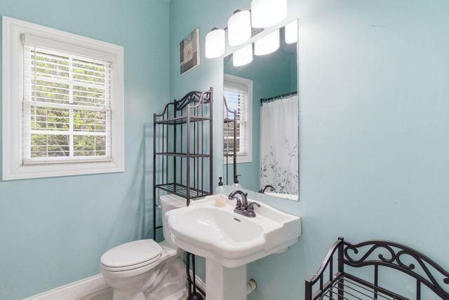 915 Country Oaks Drive, Richmond, KY 40475
