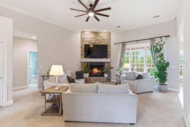 915 Country Oaks Drive, Richmond, KY 40475