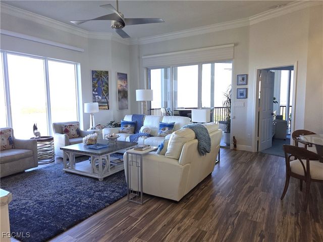 4198 Bay Beach LN 1H1, Fort Myers Beach, FL 33931