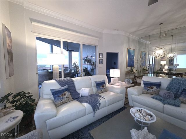 4198 Bay Beach LN 1H1, Fort Myers Beach, FL 33931