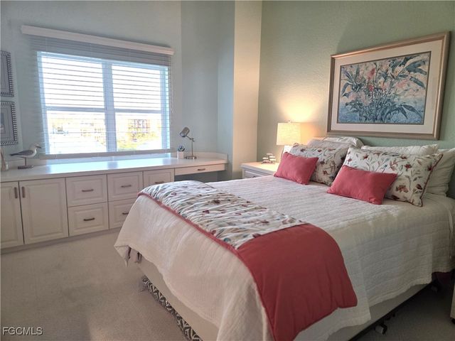 4198 Bay Beach LN 1H1, Fort Myers Beach, FL 33931