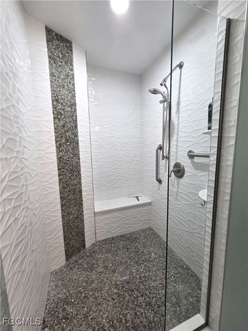 4198 Bay Beach LN 1H1, Fort Myers Beach, FL 33931