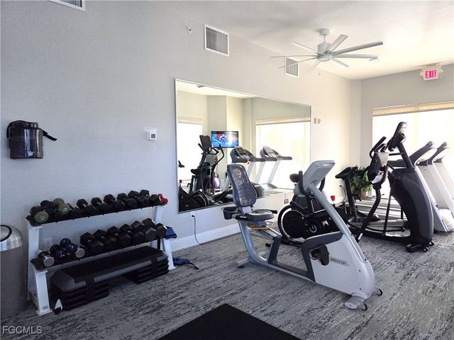 4198 Bay Beach LN 1H1, Fort Myers Beach, FL 33931