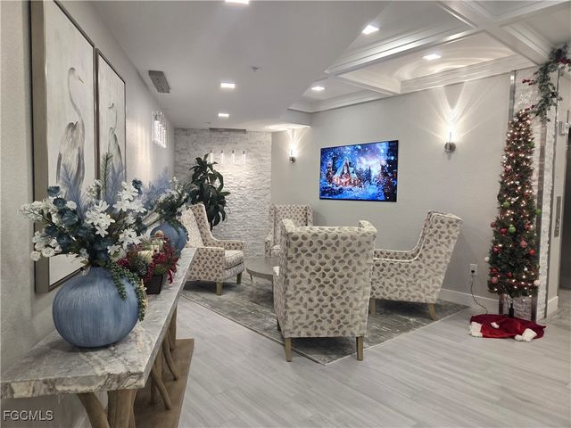 4198 Bay Beach LN 1H1, Fort Myers Beach, FL 33931