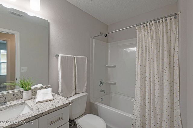 8635 CRYSTALLINE Lane, Jacksonville, FL 32221