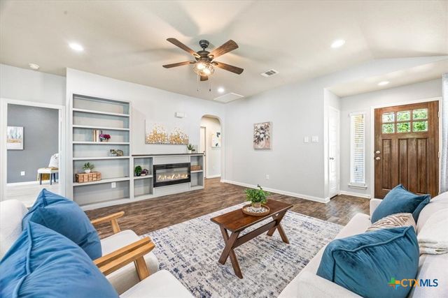 472 Mallow Drive, New Braunfels, TX 78130