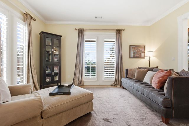 28 Hayfield Road, Little Rock, AR 72207