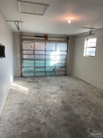 6005 Muldoon Rd, Pensacola, FL 32526