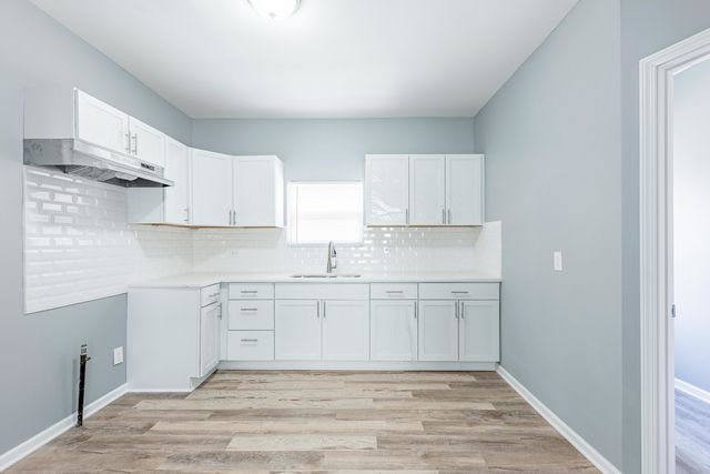 12452 S Eggleston Avenue, Chicago, IL 60628