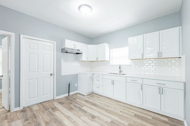 12452 S Eggleston Avenue, Chicago, IL 60628