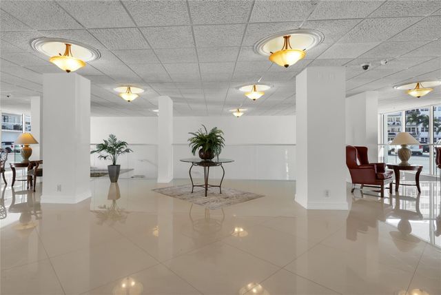 2715 N Ocean Boulevard 7D, Fort Lauderdale, FL 33308