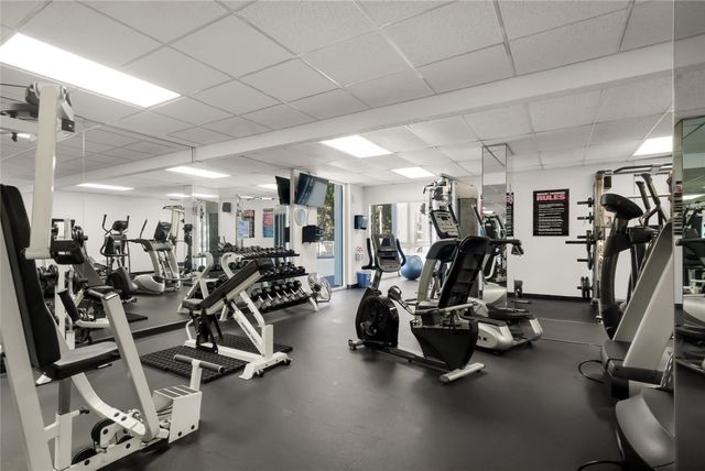 2715 N Ocean Boulevard 7D, Fort Lauderdale, FL 33308