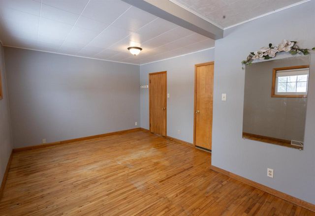 259 N WASHINGTON STREET, Oconto Falls, WI 54154