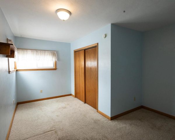 259 N WASHINGTON STREET, Oconto Falls, WI 54154