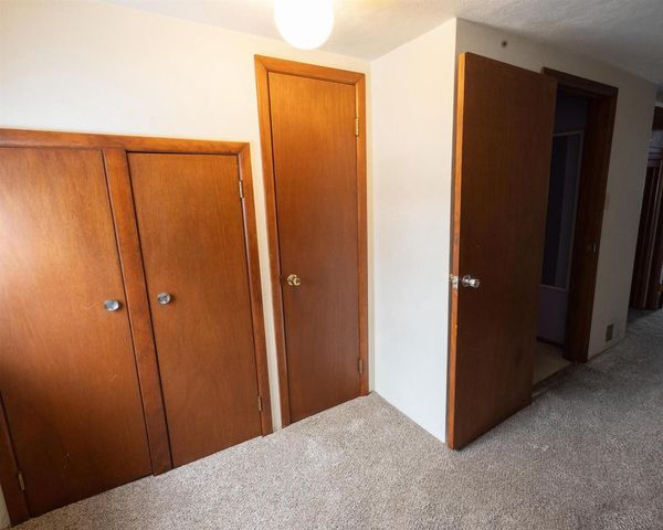 259 N WASHINGTON STREET, Oconto Falls, WI 54154