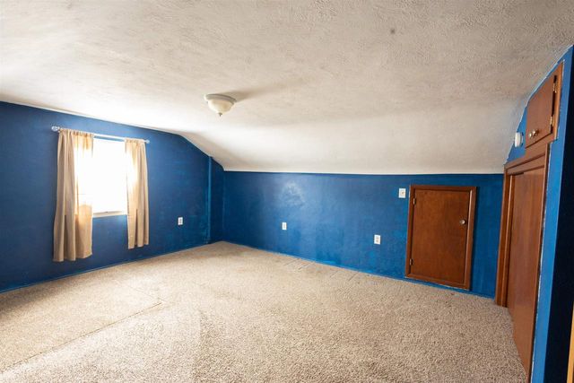 259 N WASHINGTON STREET, Oconto Falls, WI 54154