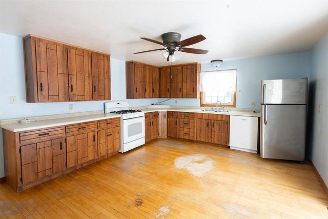 259 N WASHINGTON STREET, Oconto Falls, WI 54154