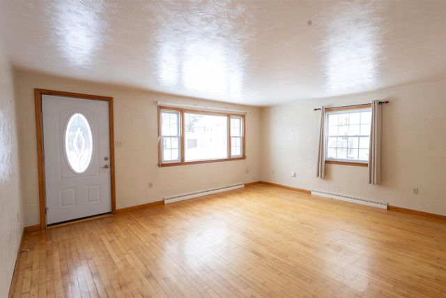 259 N WASHINGTON STREET, Oconto Falls, WI 54154