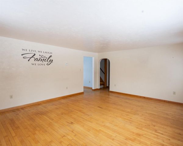 259 N WASHINGTON STREET, Oconto Falls, WI 54154