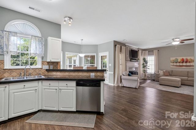 8921 Glade Court, Huntersville, NC 28078