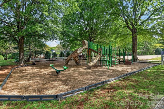 8921 Glade Court, Huntersville, NC 28078