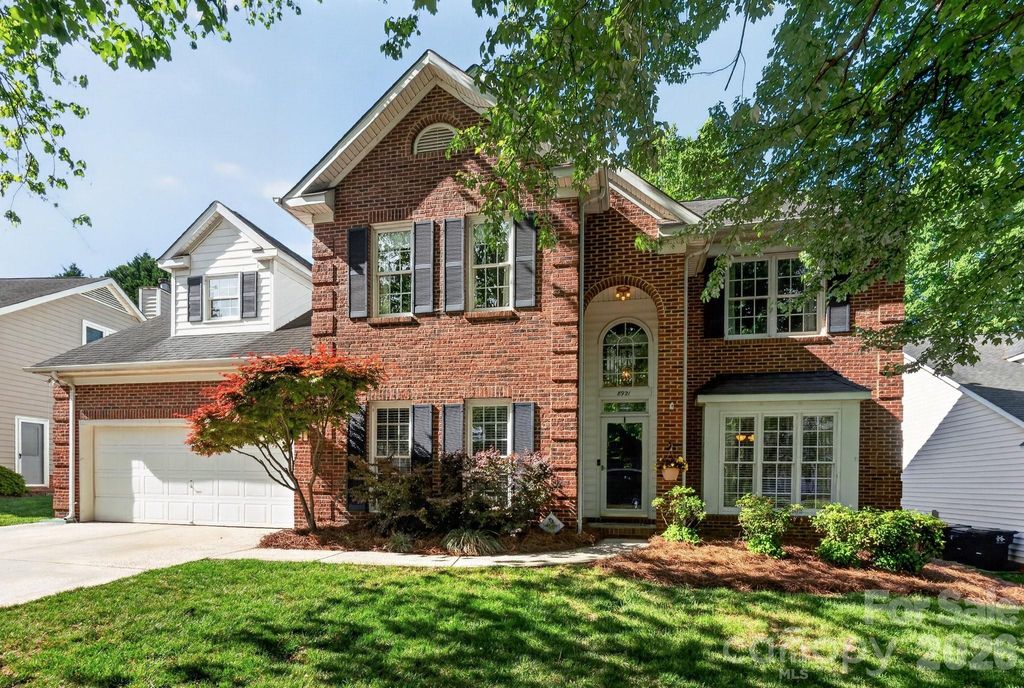 8921 Glade Court, Huntersville, NC 28078