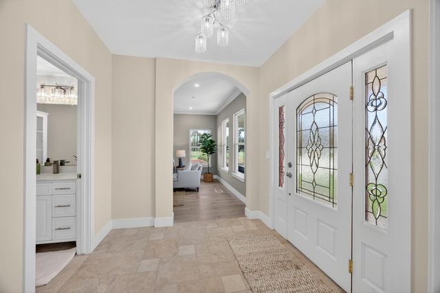 25265 Carlsbad Ave, Davis, CA 95616