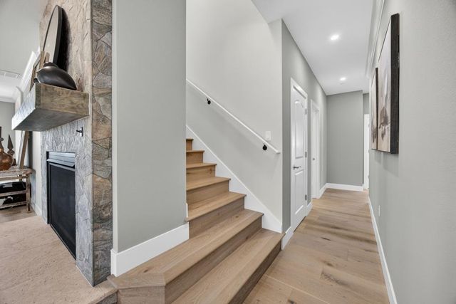 25265 Carlsbad Ave, Davis, CA 95616