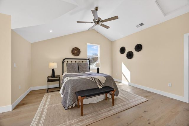 25265 Carlsbad Ave, Davis, CA 95616