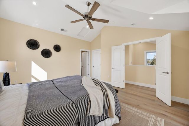 25265 Carlsbad Ave, Davis, CA 95616