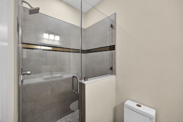 25265 Carlsbad Ave, Davis, CA 95616