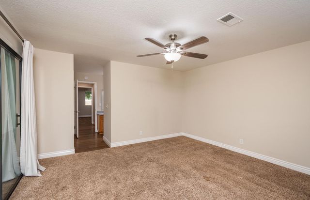 25265 Carlsbad Ave, Davis, CA 95616