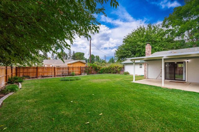 25265 Carlsbad Ave, Davis, CA 95616