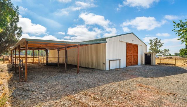 25265 Carlsbad Ave, Davis, CA 95616