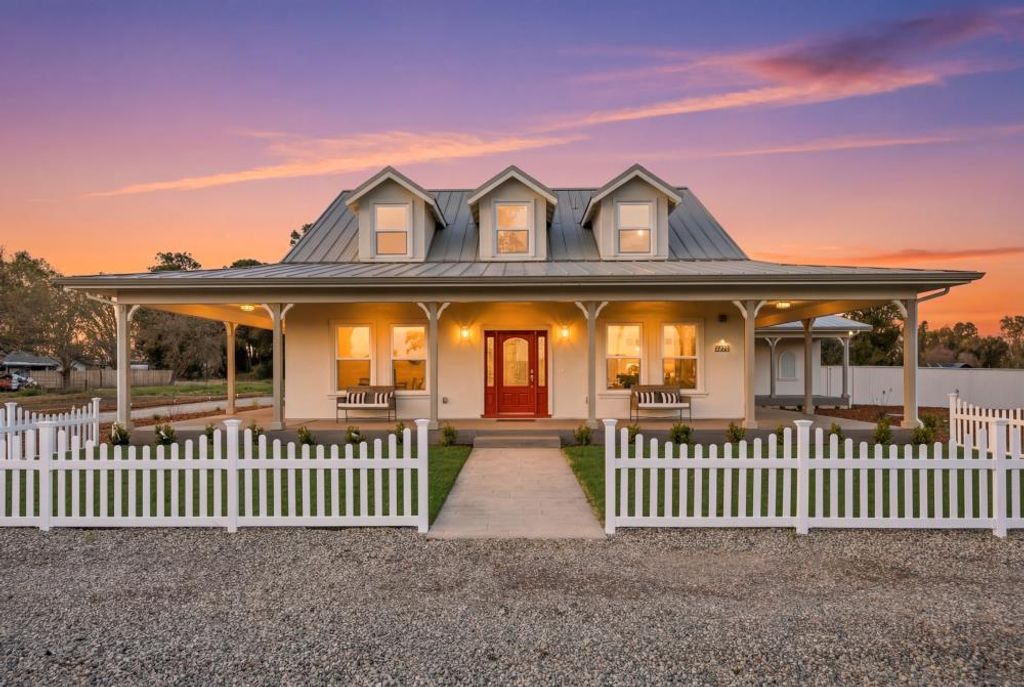 25265 Carlsbad Ave, Davis, CA 95616