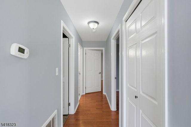 809 Porter Way, Bridgewater Twp., NJ 08807