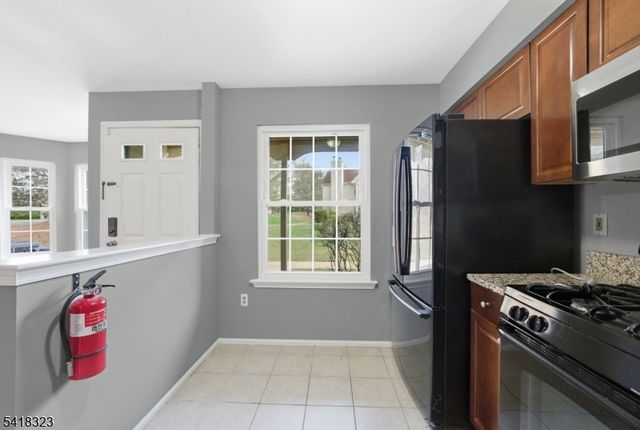 809 Porter Way, Bridgewater Twp., NJ 08807