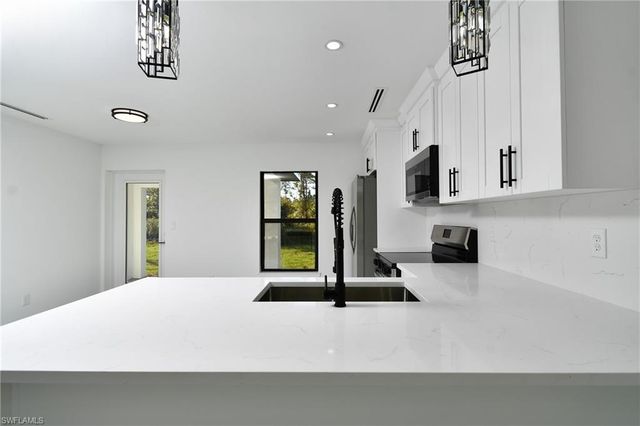 3417 57th ST W, Lehigh Acres, FL 33971