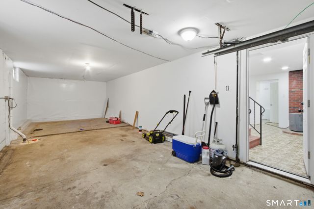 590 North Walnut Street, Waterbury, CT 06704