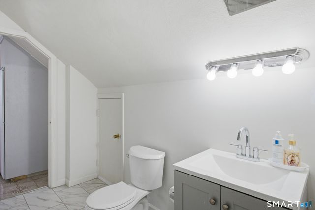 590 North Walnut Street, Waterbury, CT 06704