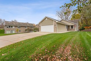 14817 Upper 56th Street N, Oak Park Heights, MN 55082
