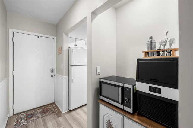 6767 SUNSET WAY 206, St Pete Beach, FL 33706