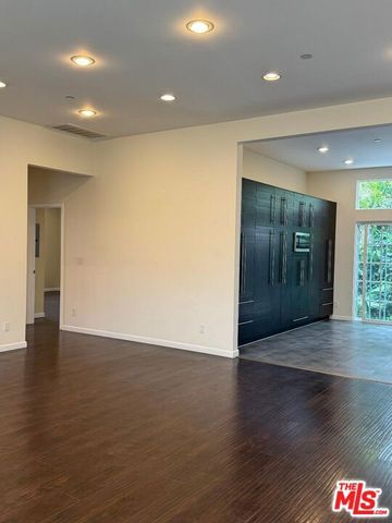 4503 Tobias Avenue, Sherman Oaks, CA 91403