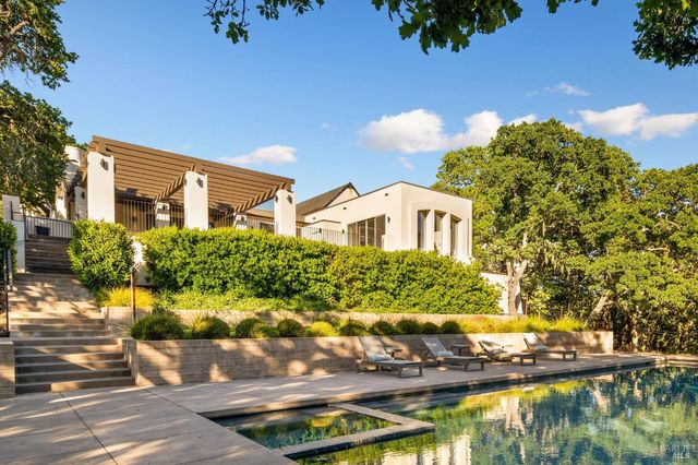 9359 Ladera Rd, Glen Ellen, CA 95442