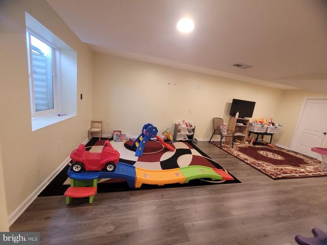 1777 BRIGADE CT, Newark, DE 19702