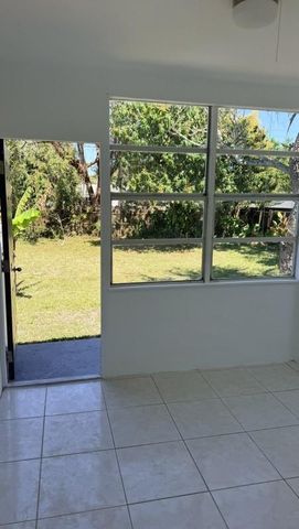 2745 Funston Street, Hollywood, FL 33020