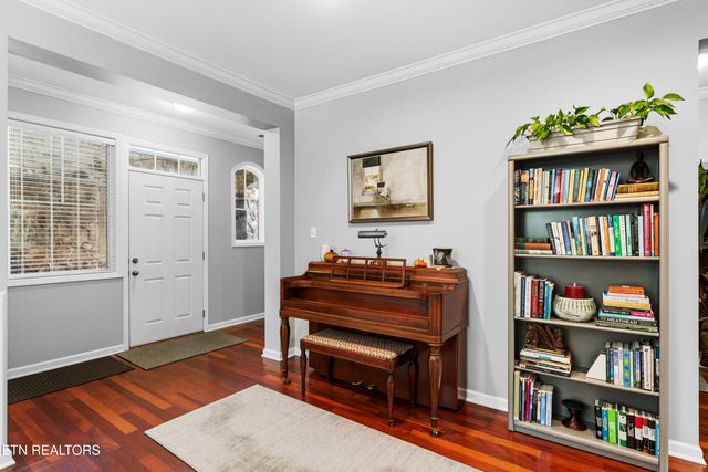 828 Clover Fields Lane, Knoxville, TN 37932