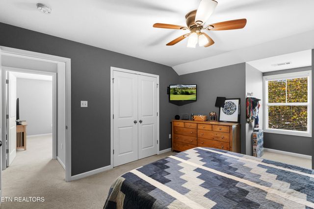 828 Clover Fields Lane, Knoxville, TN 37932