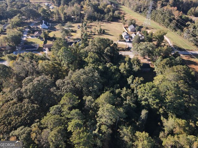 829 E McIntosh Road, Griffin, GA 30223