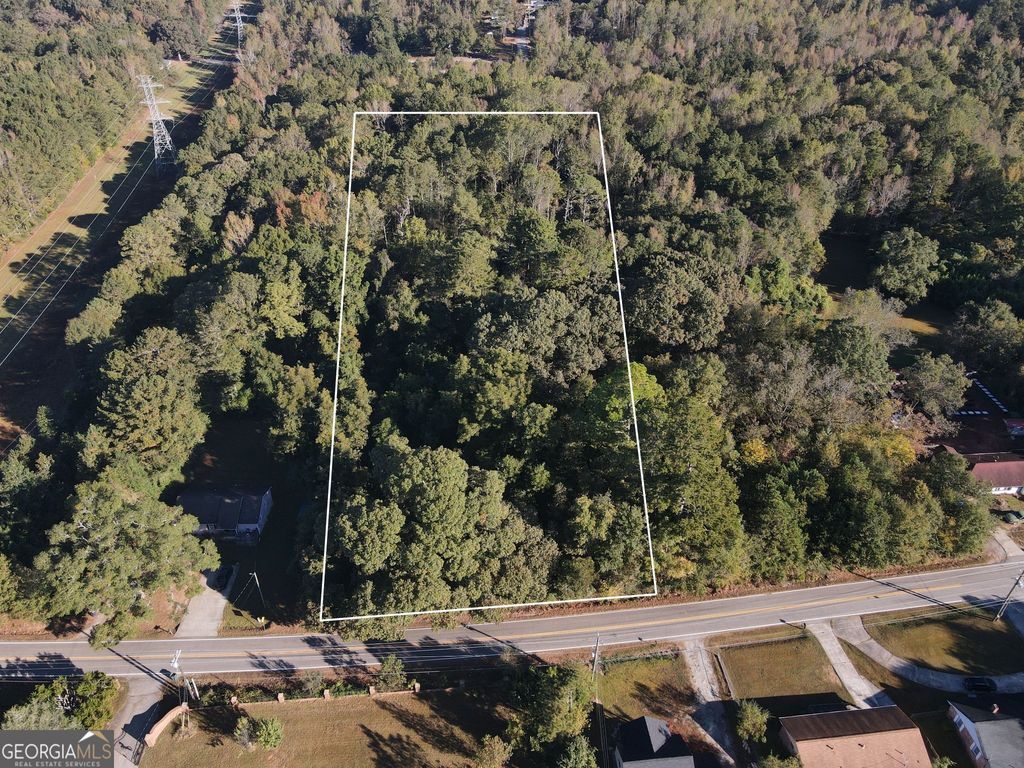 829 E McIntosh Road, Griffin, GA 30223